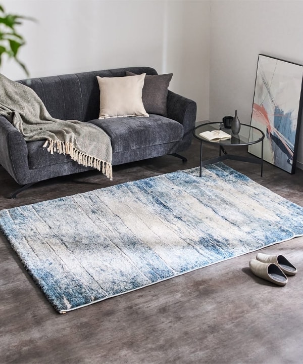 クールな印象でボリューム感のあるラグ＜アストラ＞