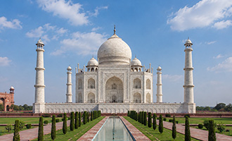インド