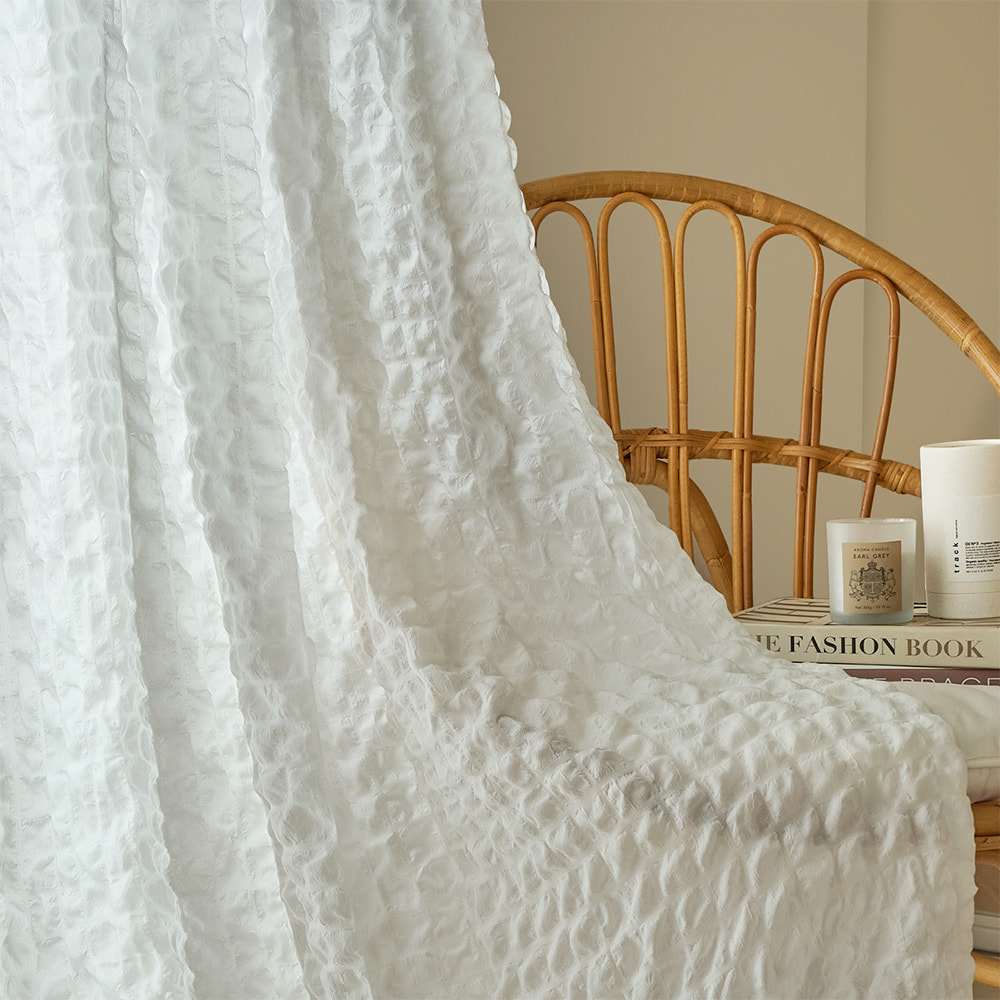 まるでポップコーンみたい！ぽこぽこ感に心ときめく˚.꒰ふわっふわのレースカーテン꒱.˚