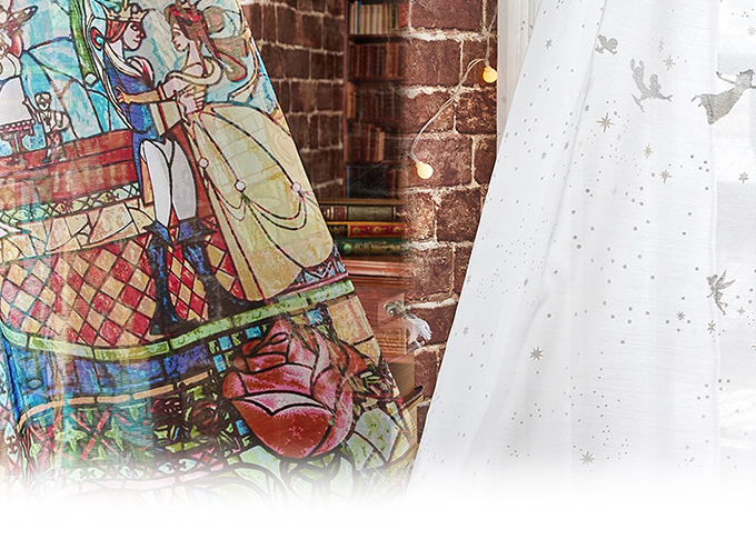 ディズニーカーテンの看板