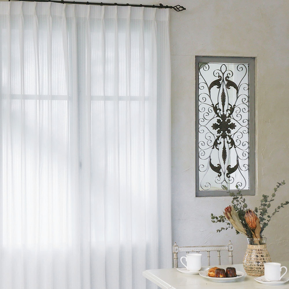 防炎レースカーテン 細かく入ったストライプデザインが上品で馴染みのいいレースカーテン ＜リーアン＞