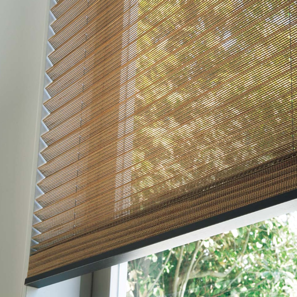 すだれのように涼し気な 天然素材風シアープリーツスクリーン ＜ライネン＞