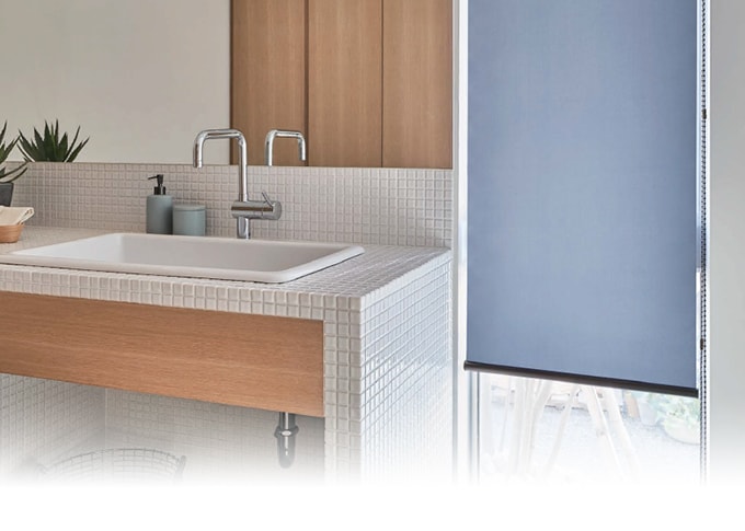 キッチン・浴室 窓用ロールスクリーンの看板