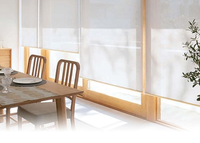 ニチベイ ロールスクリーンの看板