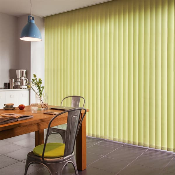 【ニチベイ バーチカルブラインド】シングルスタイル 住環境を整える、スマートな遮熱バーチカルブラインド ＜アルペジオ ストラ遮熱＞