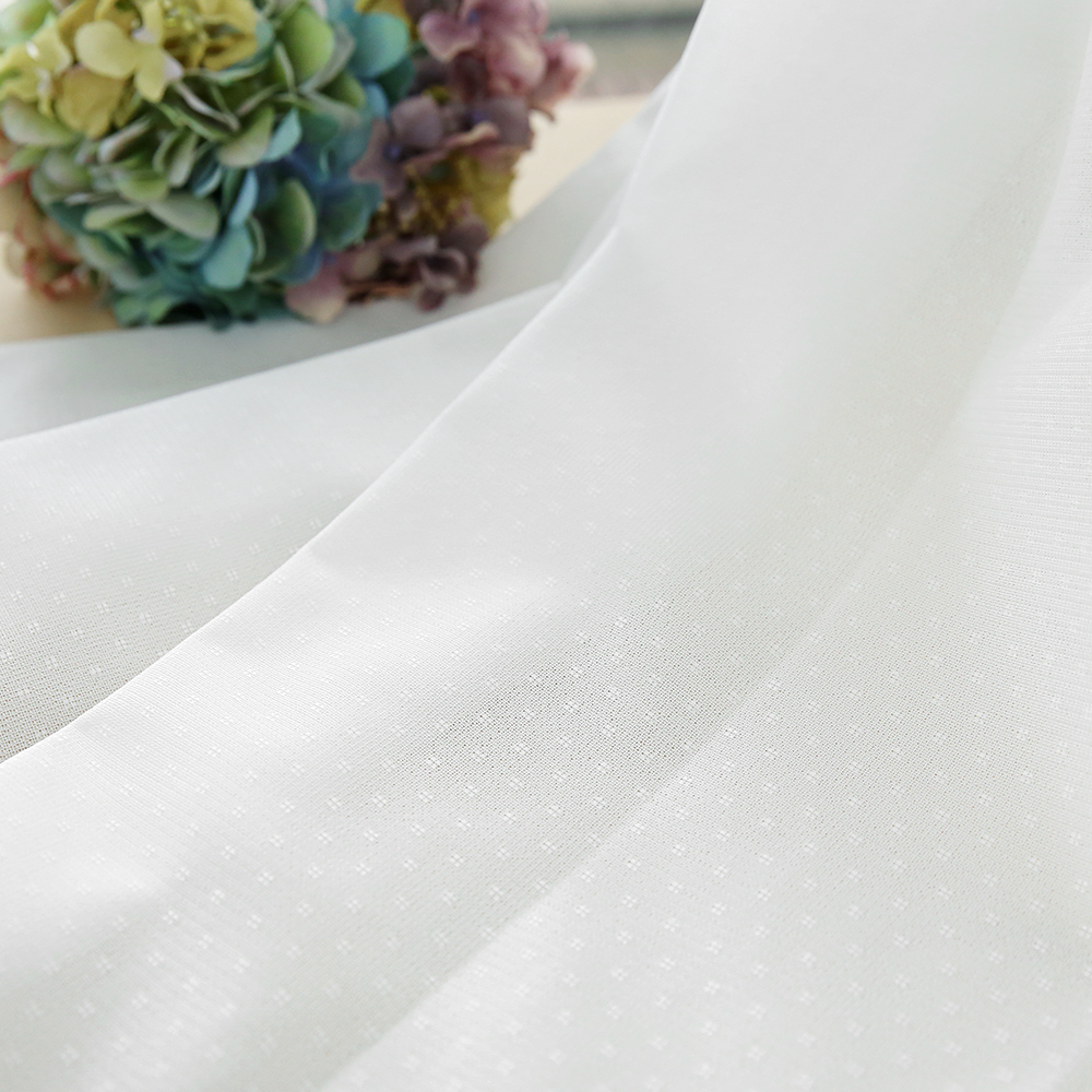 ＜ポエティ アイボリー＞