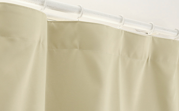 フラットのカーテン