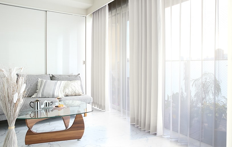 お部屋を広く、明るく見せることができる