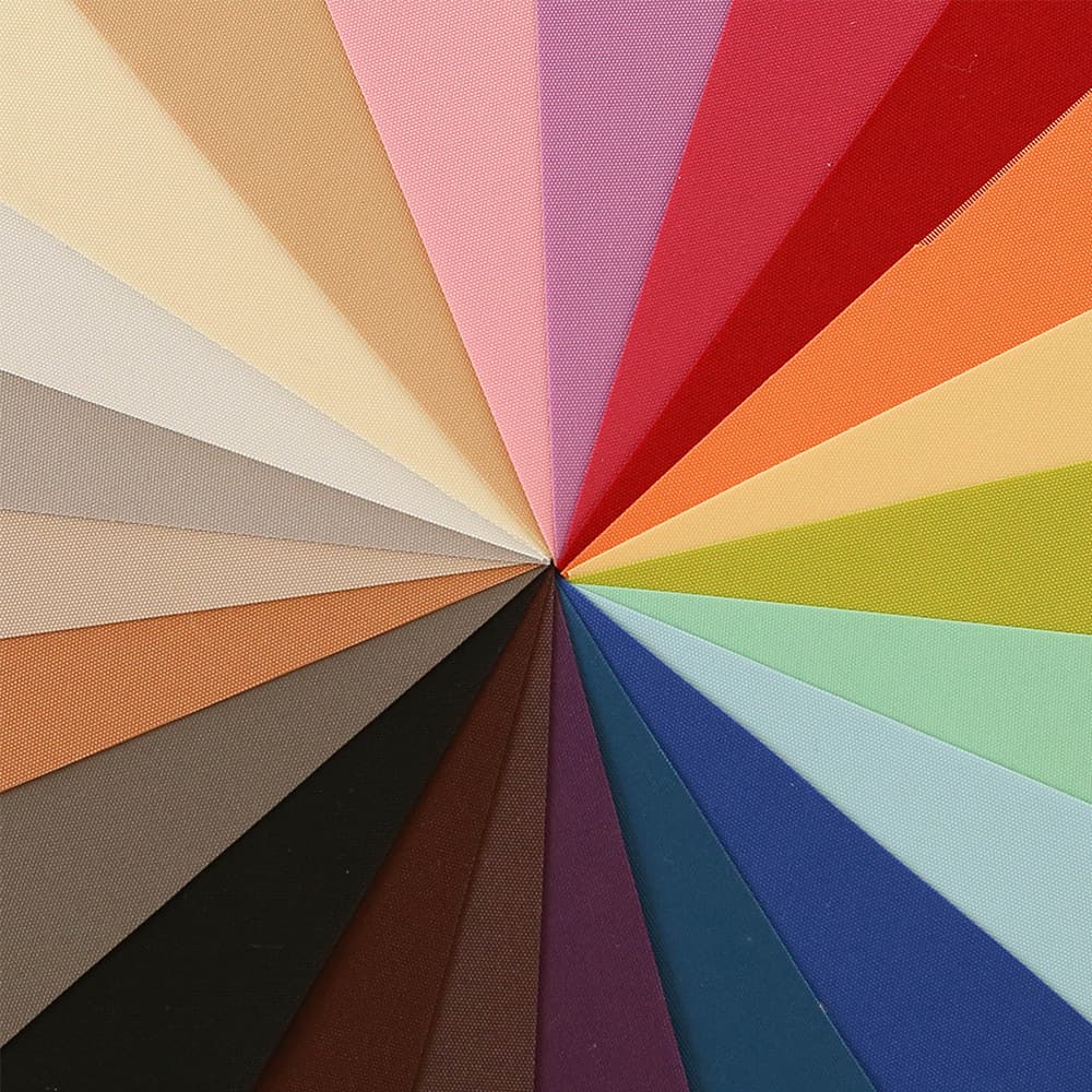 つっぱりロールスクリーン遮光　ジャスト