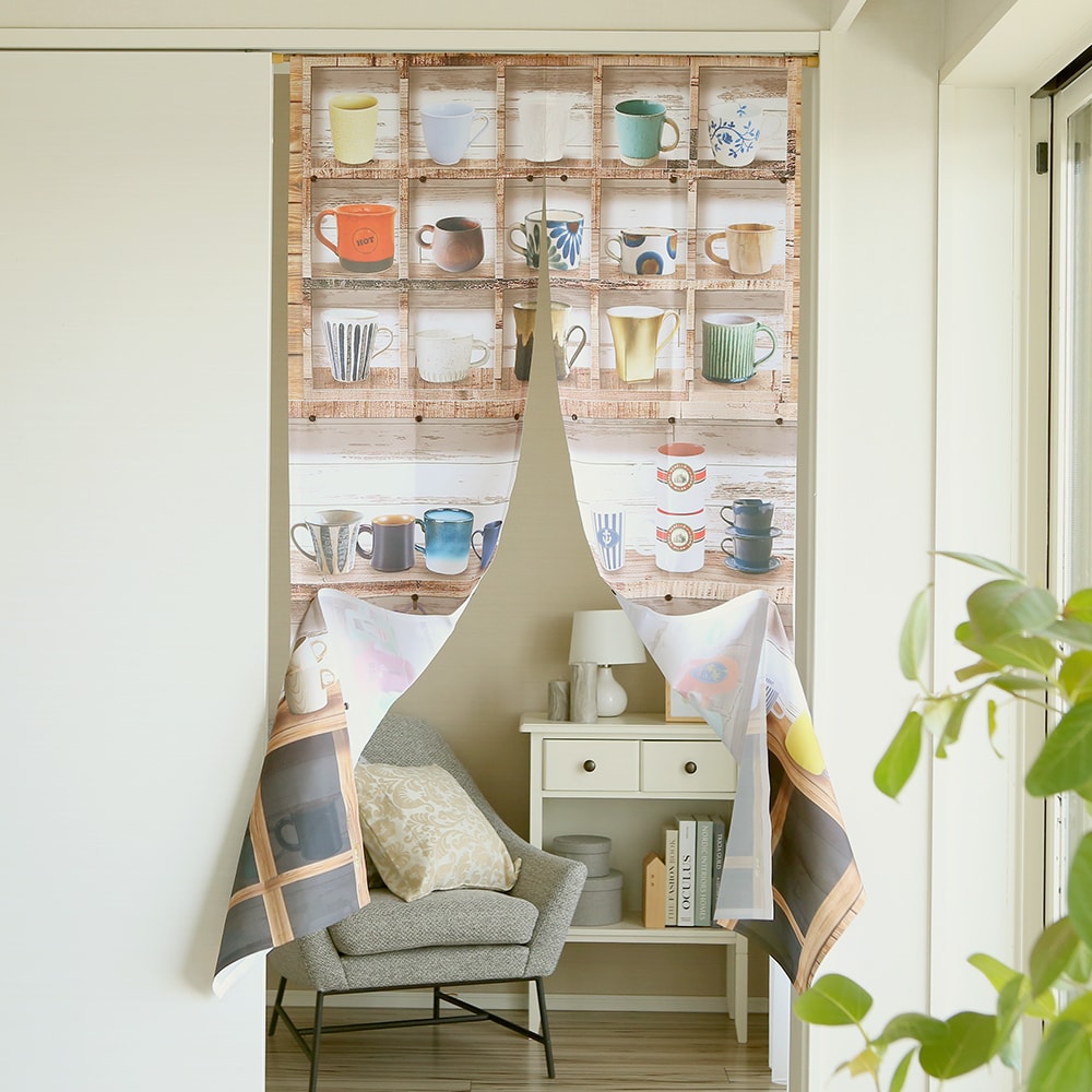 のれん ウォッシャブル ボタンで簡単調節♪好きな高さに変えられる高さ調節のれん ＜カップシェルフ＞05