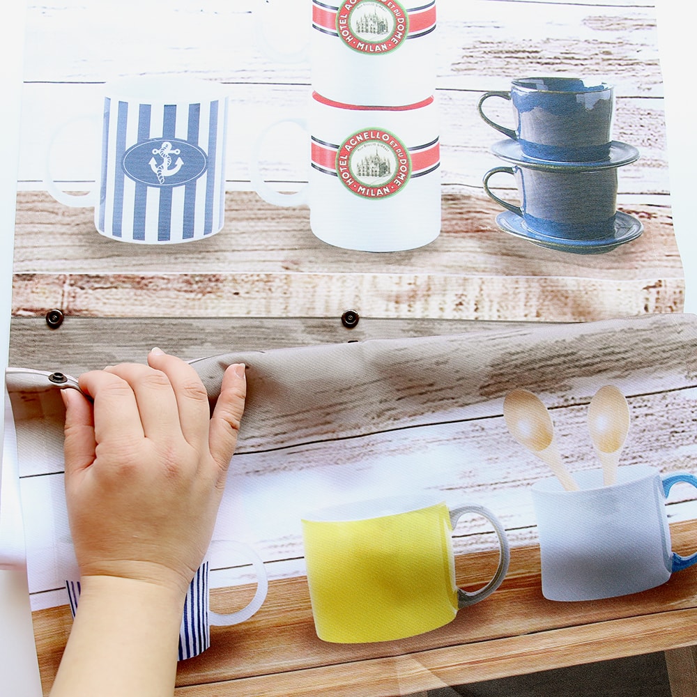 のれん ウォッシャブル ボタンで簡単調節♪好きな高さに変えられる高さ調節のれん ＜カップシェルフ＞06