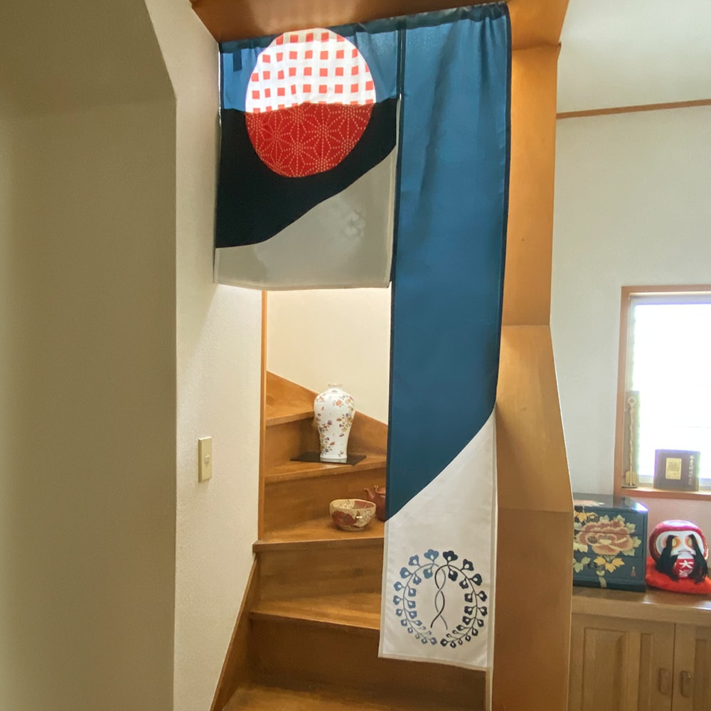 のれん ウォッシャブル ボタンで簡単調節♪好きな高さに変えられる高さ調節のれん ＜ファンシー＞05