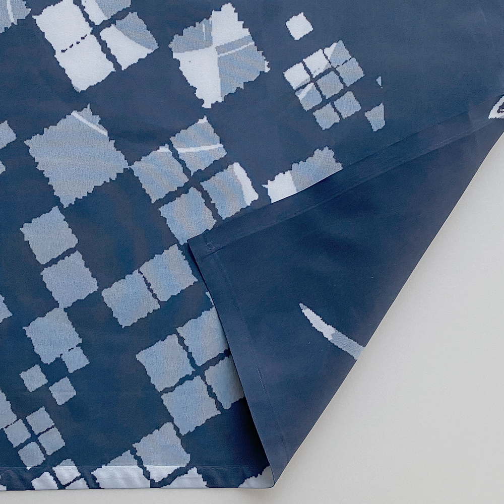 のれん ウォッシャブル  表と裏で違う柄を見せてくれる、Wプリント加工のこだわりのれん ＜湯のれん壱＞05