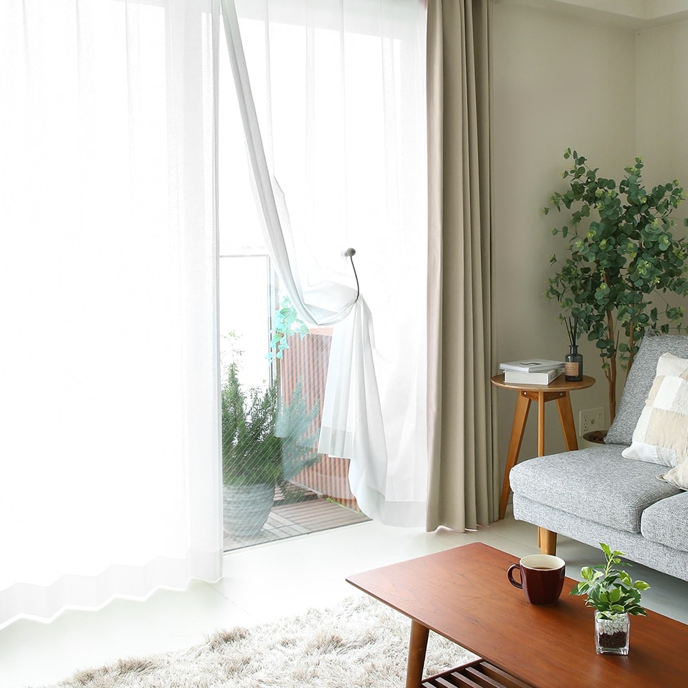 ＜ポエティ アイボリー＞