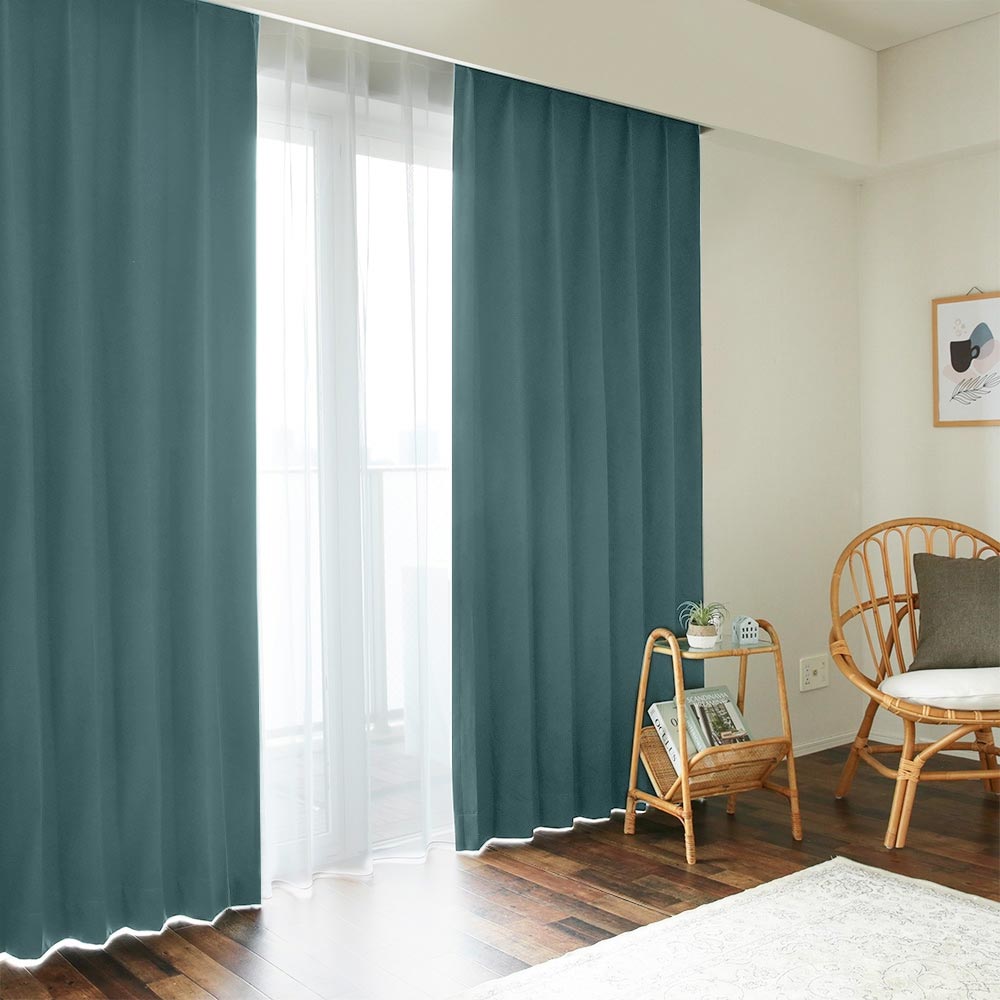 巾継ぎのない完全遮光カーテン