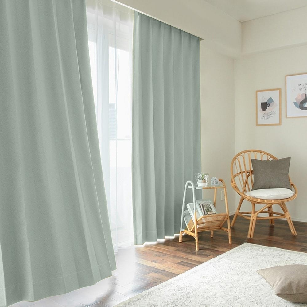 巾継ぎのない完全遮光カーテン