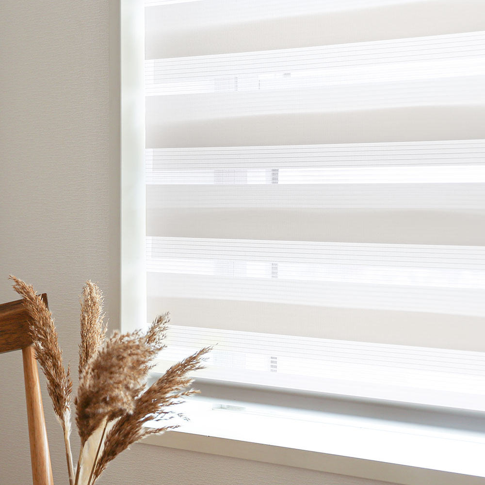 つっぱり調光ロールスクリーン ホワイトピュア 商品画像08