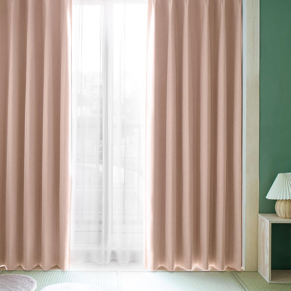 ちょっと甘めのピンクもかわいい