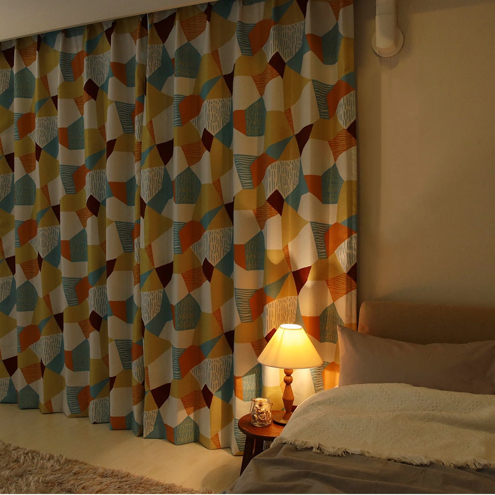 生活リズムが整う、2級遮光のカーテン