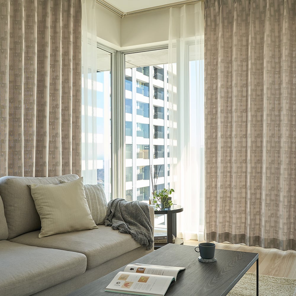 【残りわずか】【最短・翌日出荷】洗練された空間にぴったりのロープライスカーテン ＜ML5010 グレー＞